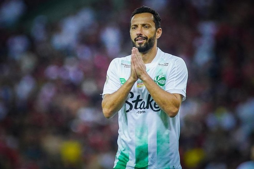 CBF afasta árbitros que fizeram VAR em Flamengo x Juventude